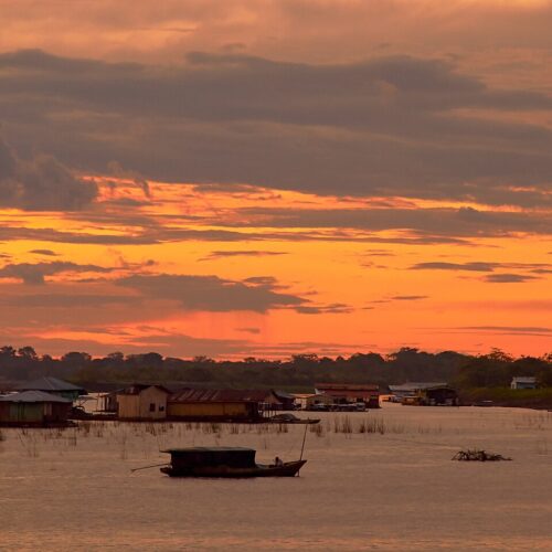 Río Amazonas al atardecer, Leticia